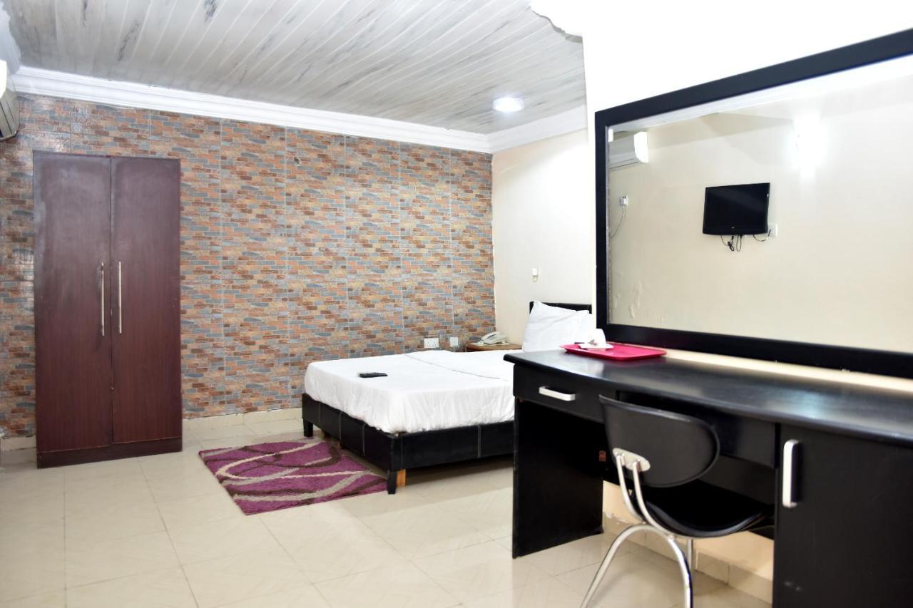 Koraf Hotels Abuja Extérieur photo